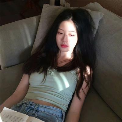 伞少女